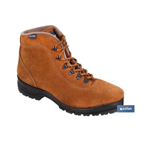 BOTA TREKKING SERRAJE MODELO NIJAR T-40