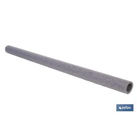 Coquilla aislante pe para tuberías ø35 mm x 1 m   caja 12 unid. COQUILLA AISLANTE PE PARA TUBERÍAS Ø35 MM X 1 M   CAJA 12 UNID.