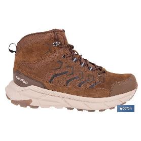 BOTA TREKKING MARRÓN MOD.SARDINERO T-45